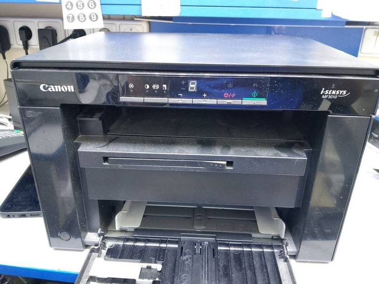 Купити Canon i-sensys mf3010 Б/У