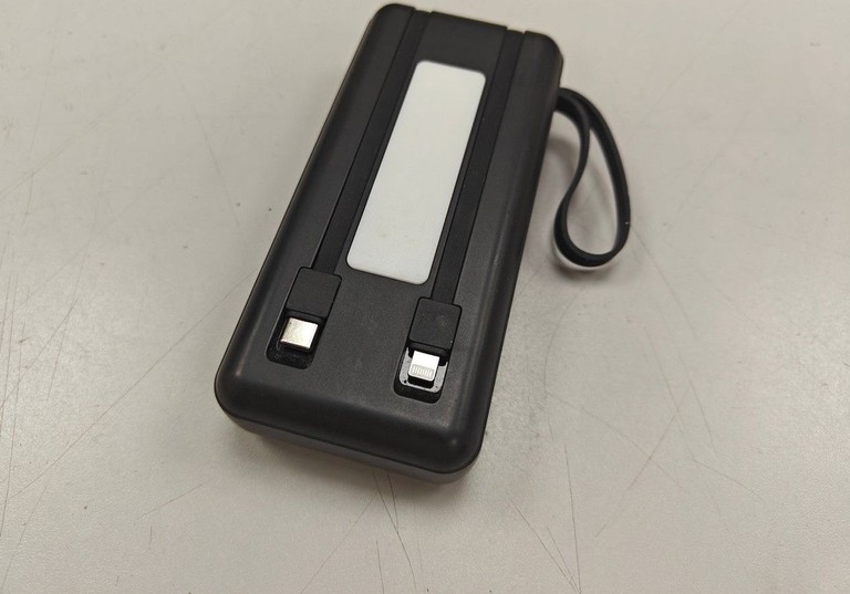 Дешево Xoko wk-r37 20000mah 10.5w з ломбарду