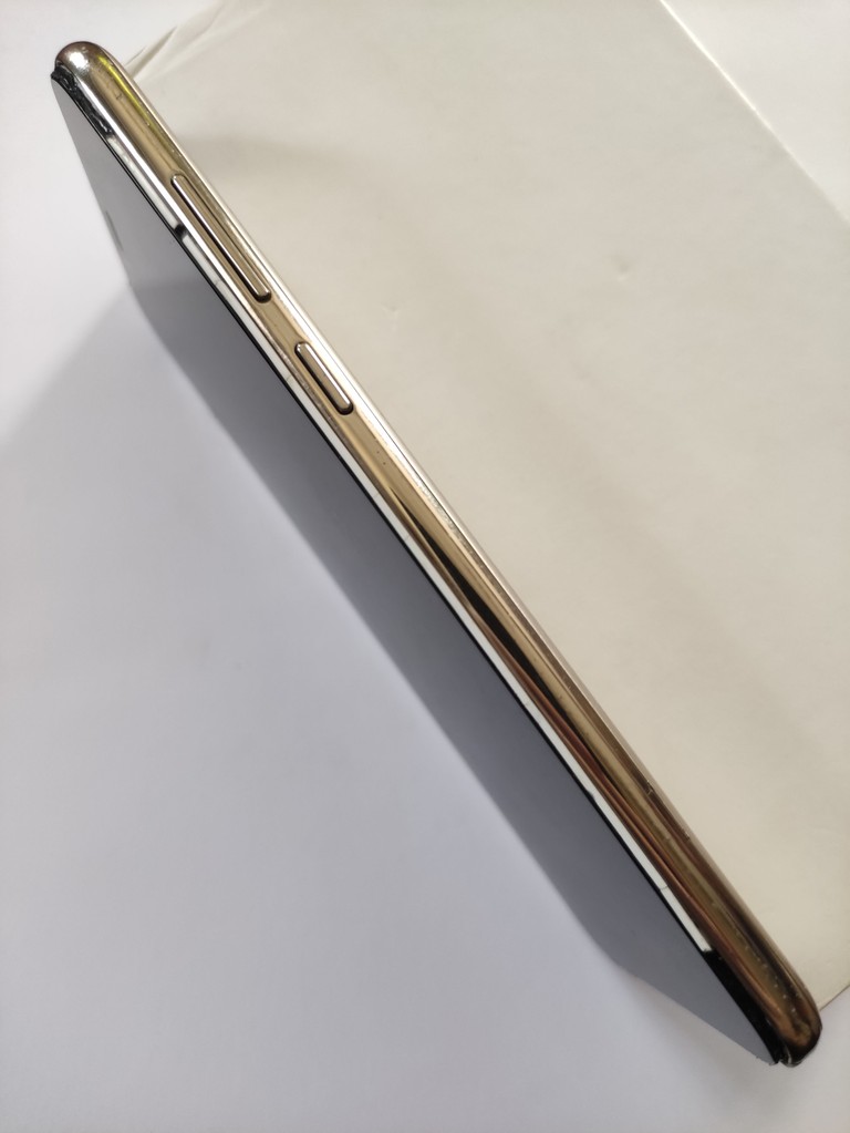Дешиво Huawei y6 2018 2/16gb с ломбарда