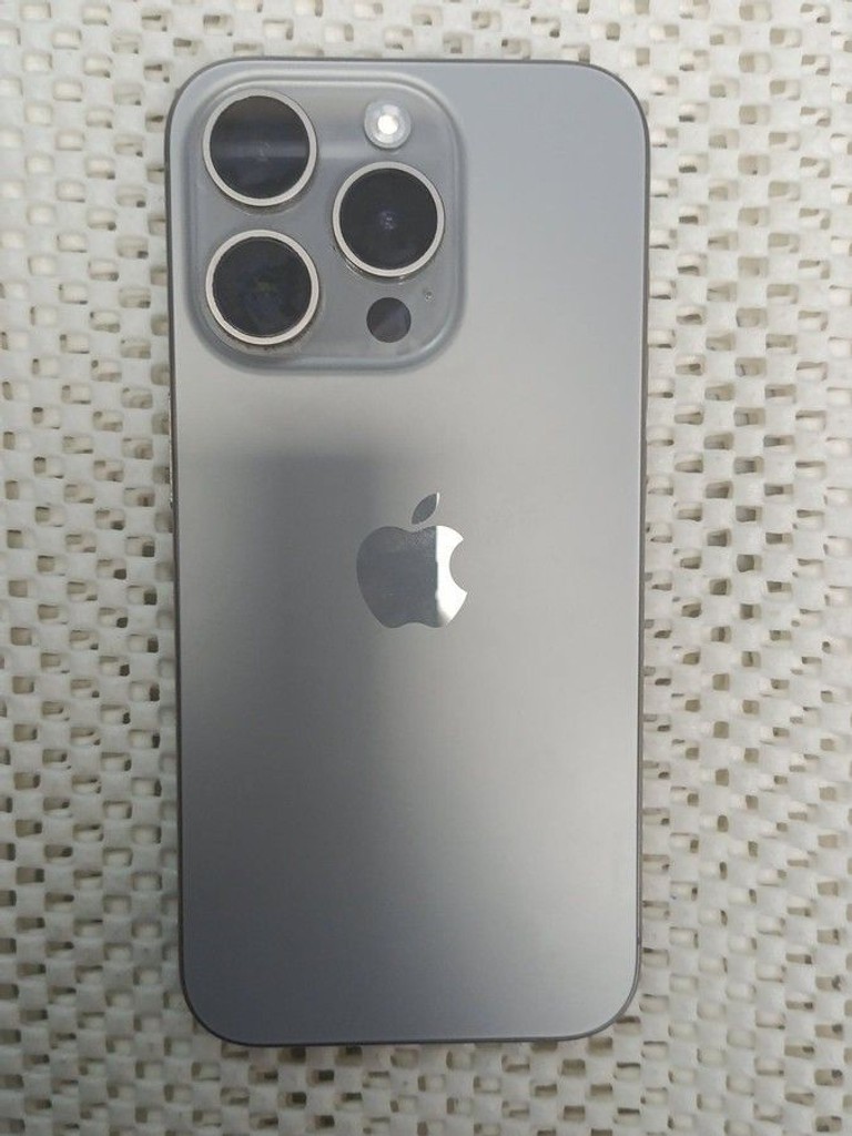 Купить Apple iphone 15 pro 128gb Б/У