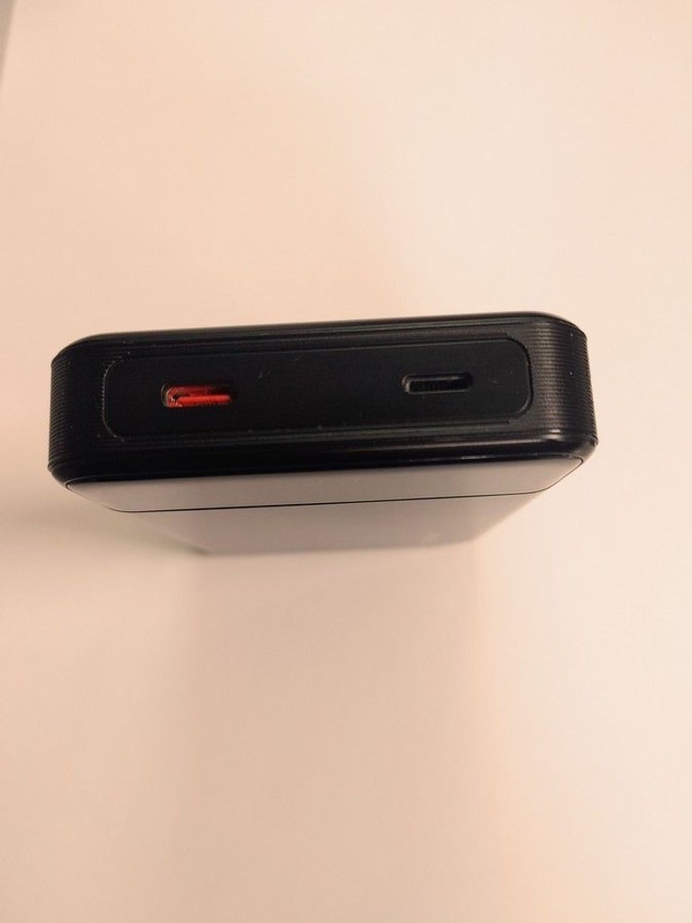 Дешево Proove hoodman magnetic 10000mah 15w з ломбарду