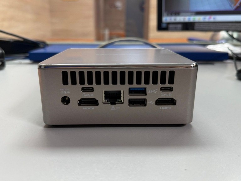 Розпродаж Geekom A5 PRO (GMA5R57530U-16512-EU), продавець Техноскарб