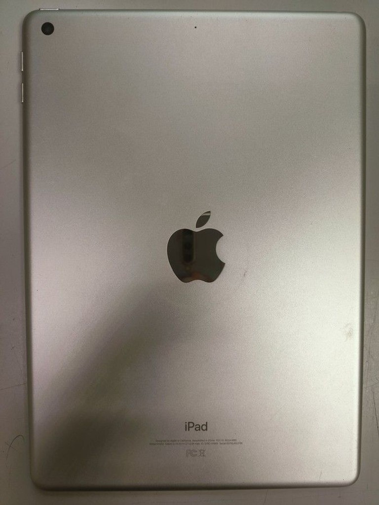 Дешево Apple ipad 6 gen 2018 32gb wi-fi з ломбарду
