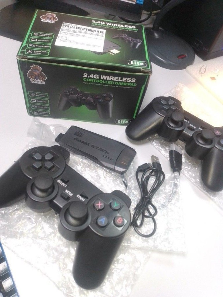 Оголошення Game Stick 2.4g wireless controller gamepad Б/У
