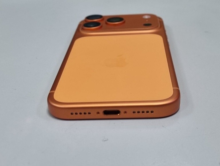 Apple iPhone 17 Pro 256GB Deep Blue (MG8J4) Код:01-201107151. Зображення 11