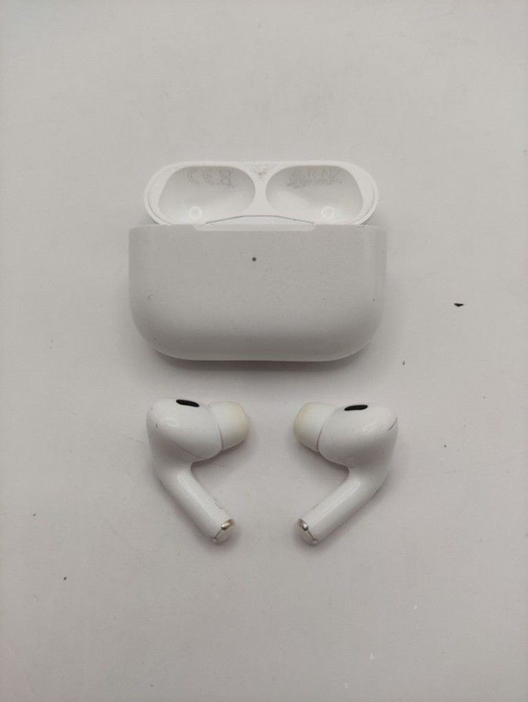 Оголошення Apple airpods pro 2nd generation magsafe Б/У