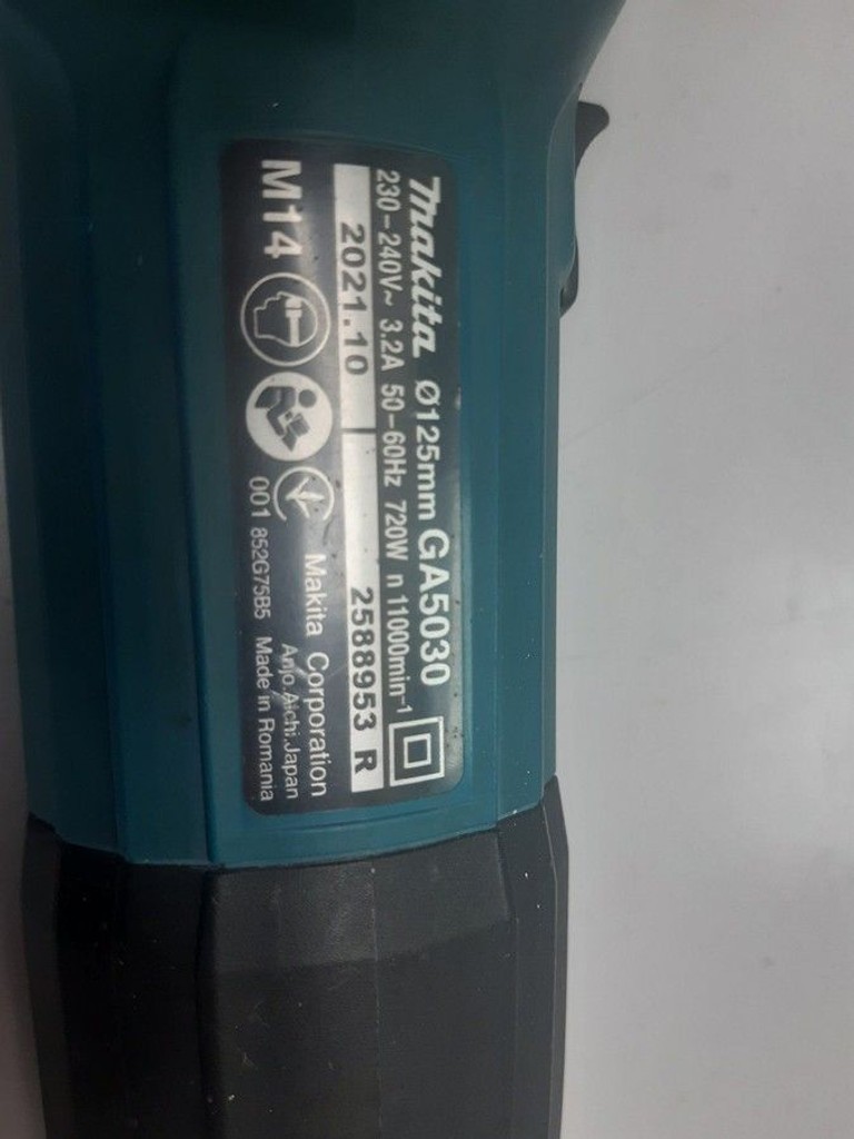 Дешево Makita GA5030 з ломбарду