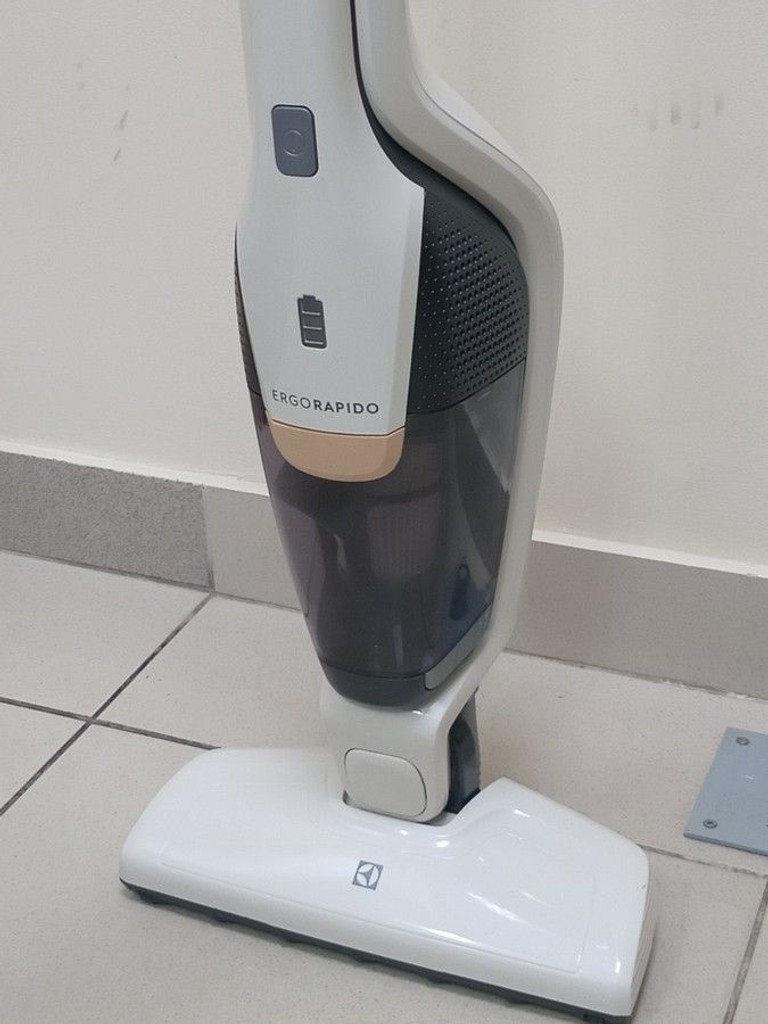 Оголошення Electrolux EERC75SW Б/У