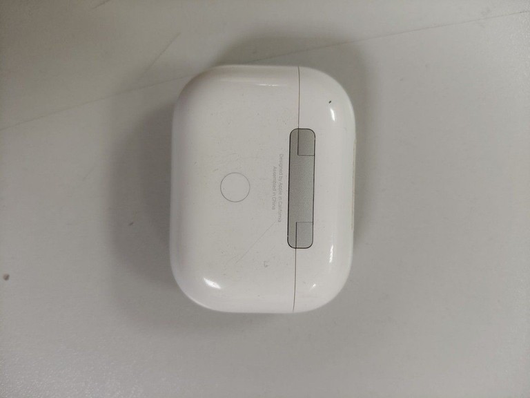 Дешево Apple airpods pro 2nd generation magsafe з ломбарду