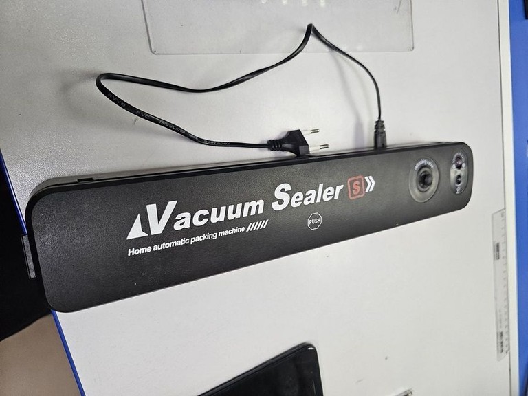 Купити  Vacuum Sealer ZKFK-001 Б/У