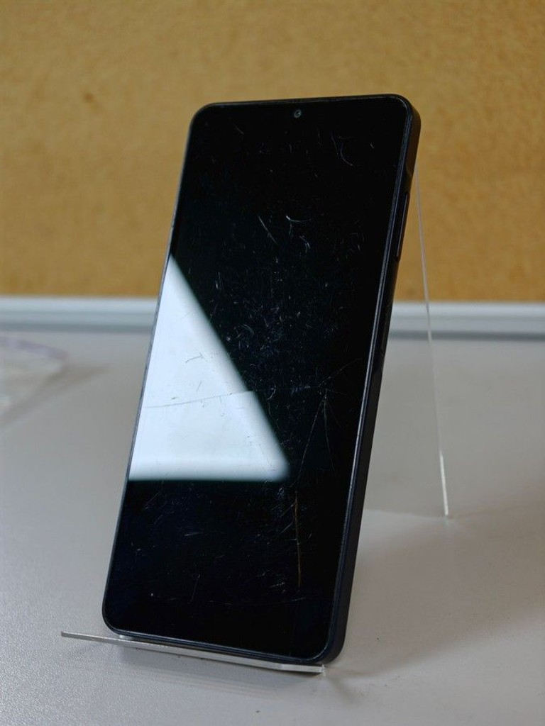 Купить Samsung galaxy a06 4/128gb Б/У