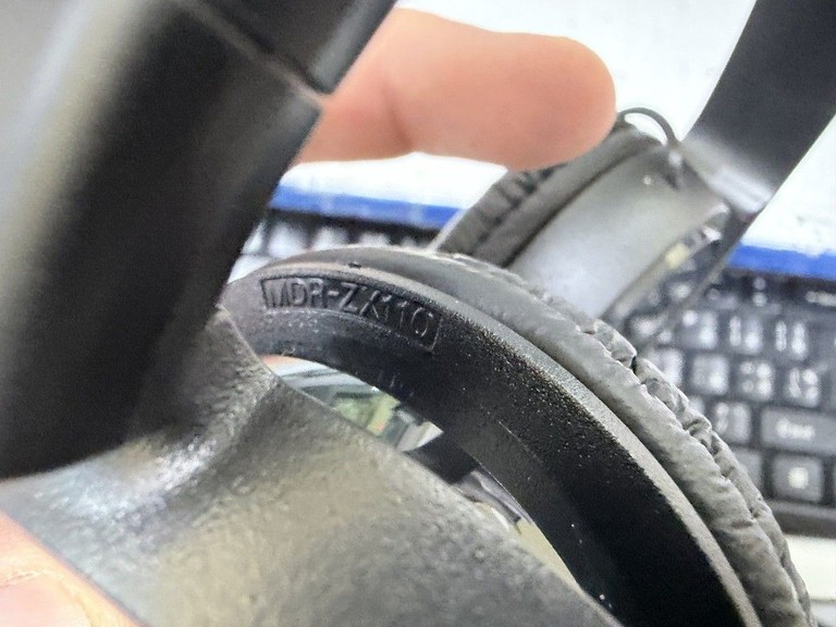 Дешиво Sony mdr-zx110ap с ломбарда
