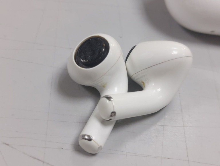 Дешиво Apple airpods pro 2nd generation magsafe с ломбарда