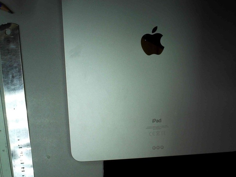 Оголошення Apple ipad pro 12.9 2021 wi-fi 128gb Б/У