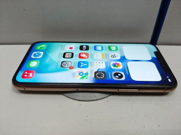 Apple iphone 11 pro 256gb Код:01-201166360. Изображение 12