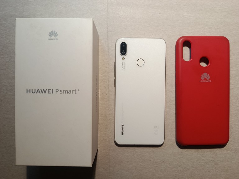 Оголошення HUAWEI P smart+ 4/64GB White (51093DYA) Б/У