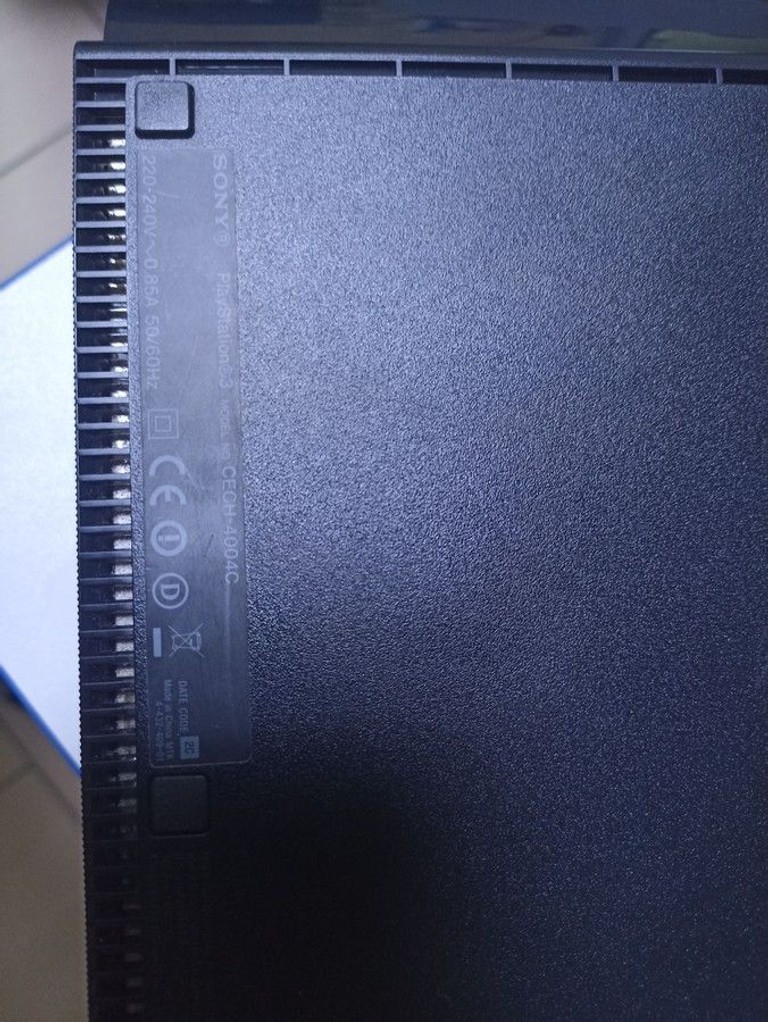 Дешево Sony playstation 3 super slim 500gb з ломбарду