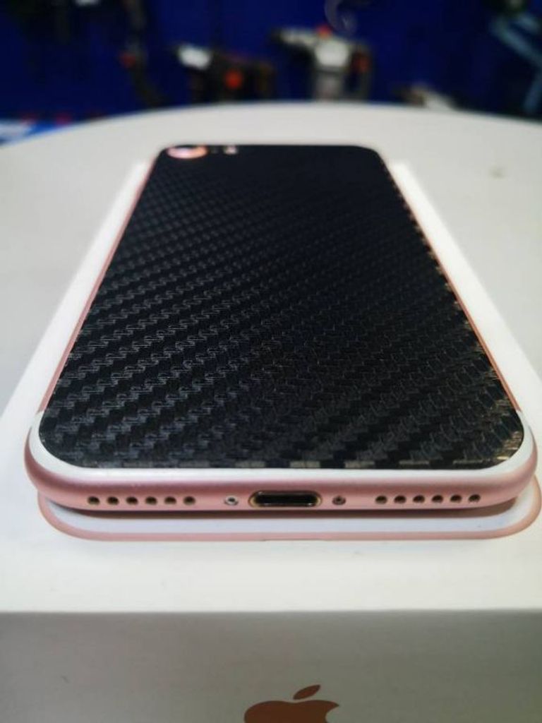 Распродажа Apple iphone 7 32gb, продавец Техноскарб
