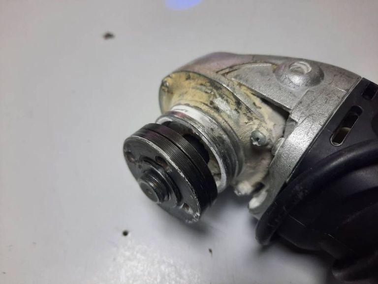 Дешево Skil 9005 aa з ломбарду