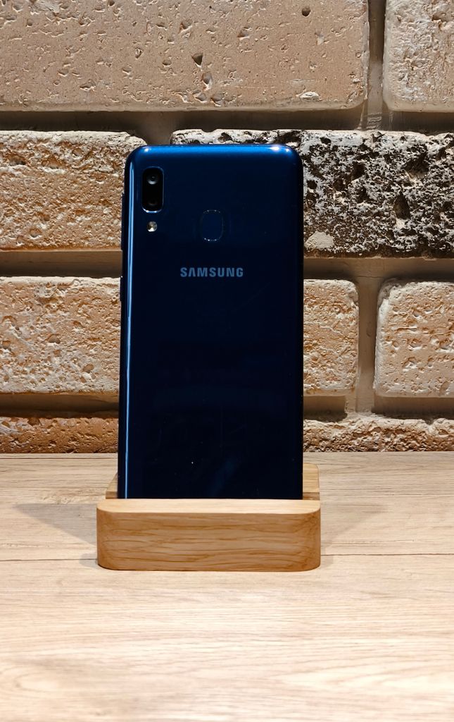 Объявление Samsung Galaxy A20e SM-A202F 3/32GB Blue SM-A202FZBD Б/У