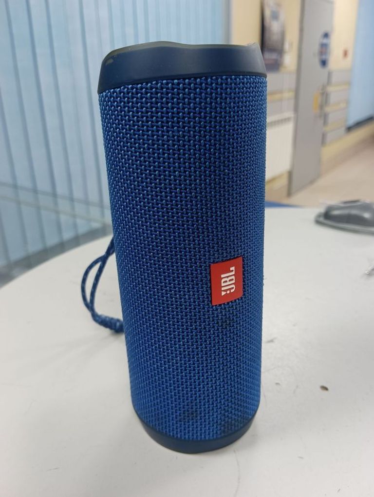 Купить Jbl flip 4 Б/У
