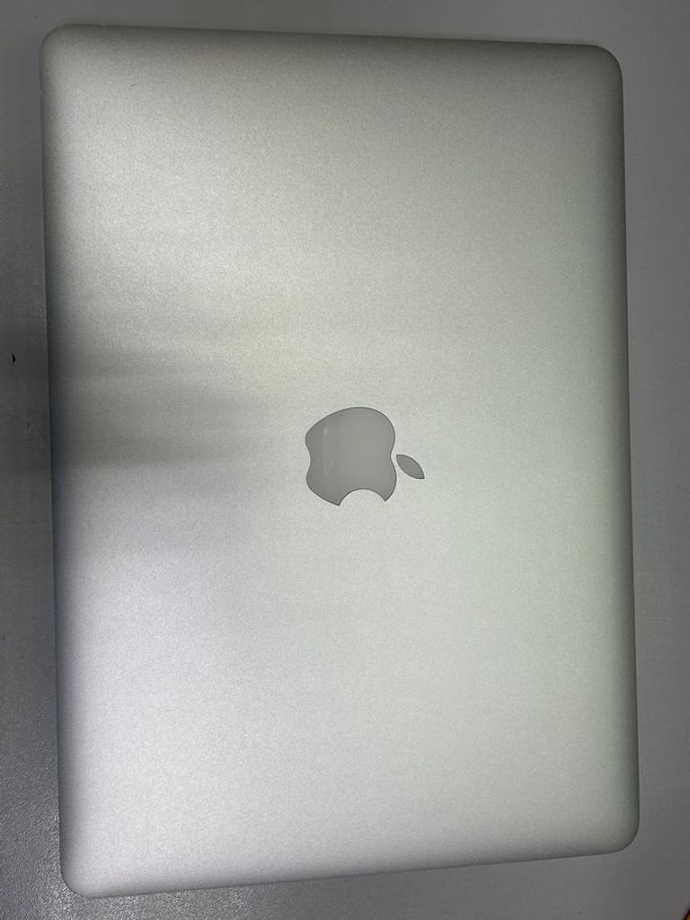 Купити Apple екр. 13,3/ macbook air 2017/core i5 1,8ghz/ ram8gb/ ssd256gb/ intel hd6000 Б/У