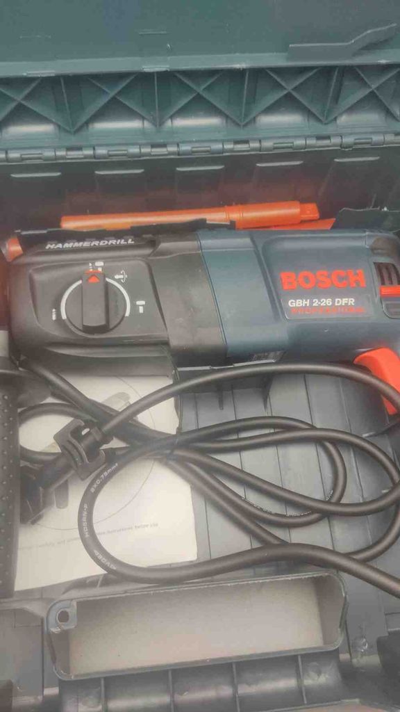 Оголошення Bosch GBH 2-26 DFR (0615990L2T) Б/У