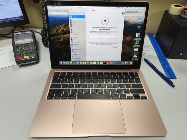Купити Apple MacBook Air 13'' Late 2020 Б/У