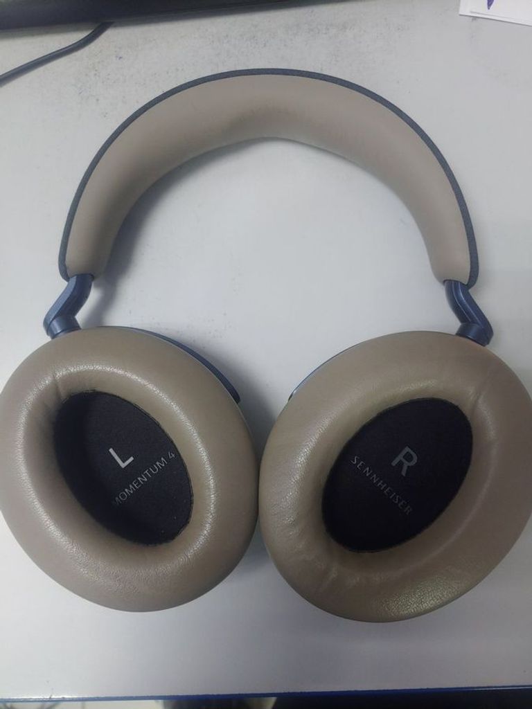 Купити Sennheiser momentum 4 wireless Б/У