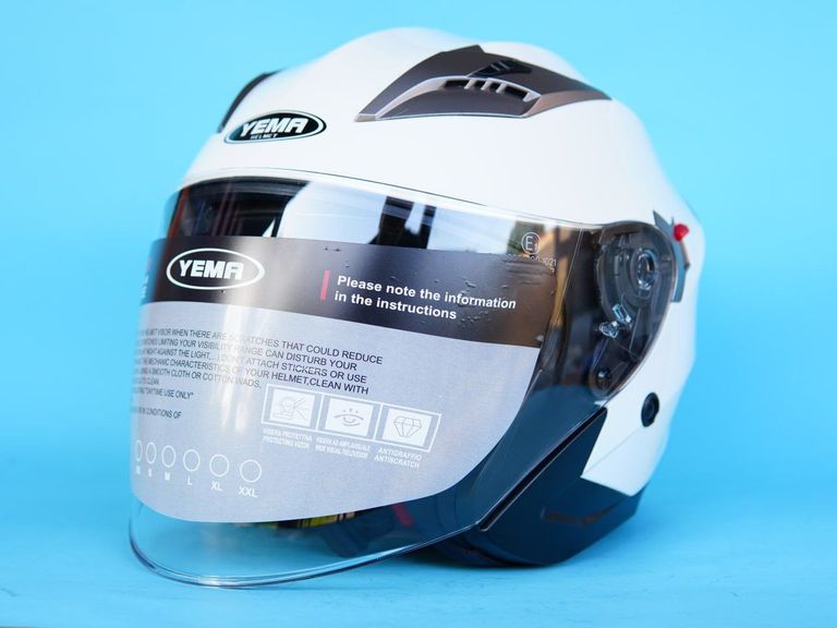 Объявление Акція! Мотоциклетний шолом YEMA YM-627. Розмір M, білий. Новий. Б/У