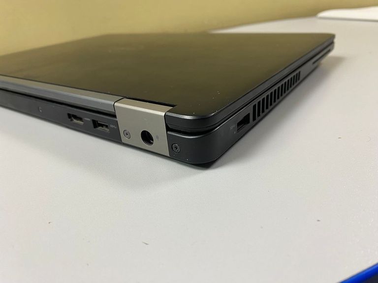 Dell 14/core i7 6820hq ddr3/8gb ddr3/hdd *відсутній/ssd 240 gb/*інтегрована Код:01-200636909. Изображение 8