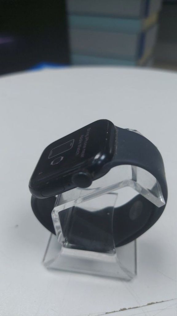 Оголошення Apple watch se 2 gps 40mm aluminium case Б/У