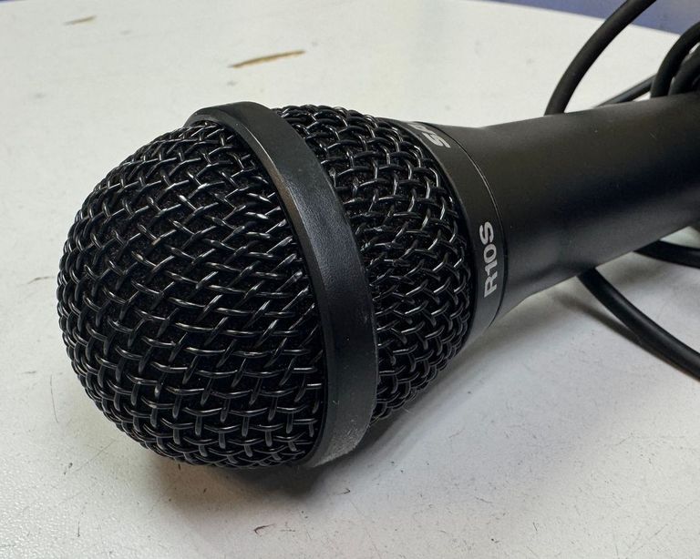 Дешиво Samson r10s с ломбарда