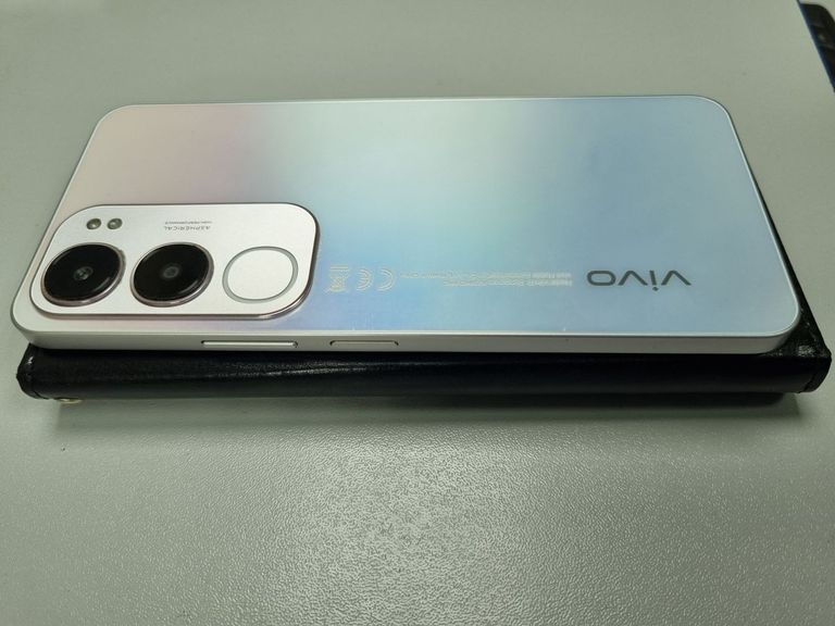 Vivo vivo y19s 8/256gb Код:01-200765511. Зображення 5