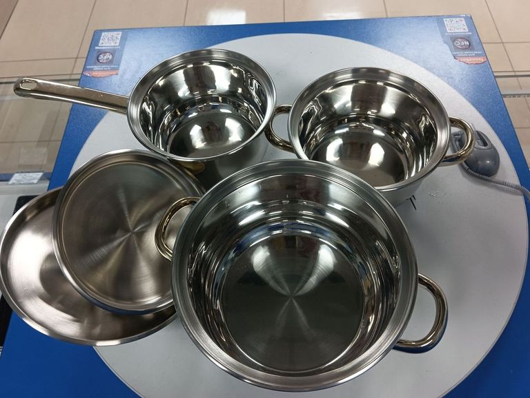 Дешиво Sanusy без моделі с ломбарда