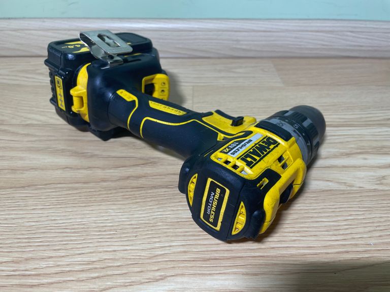 Дешево Dewalt dcd791 1акб з ломбарду