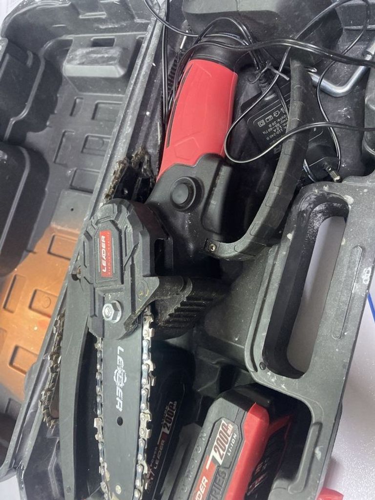 Дешиво Leader без моделі с ломбарда