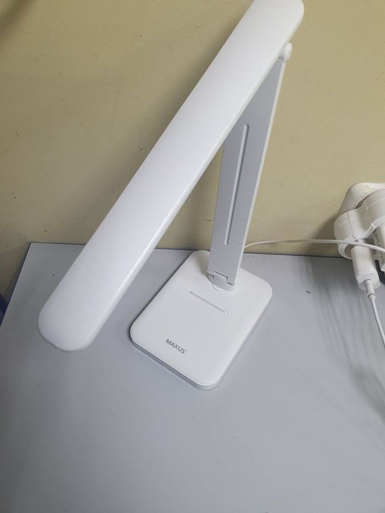 Купити Maxus dl8w 3cct wh Б/У