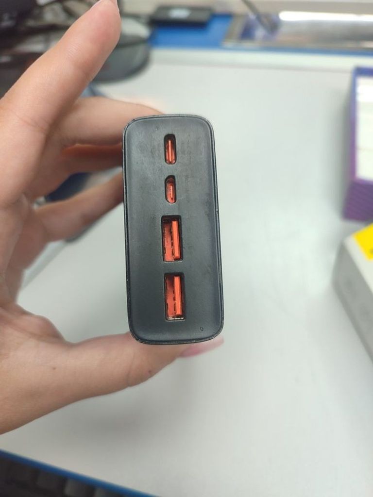 Дешиво Baseus adaman 65w 20000mah с ломбарда