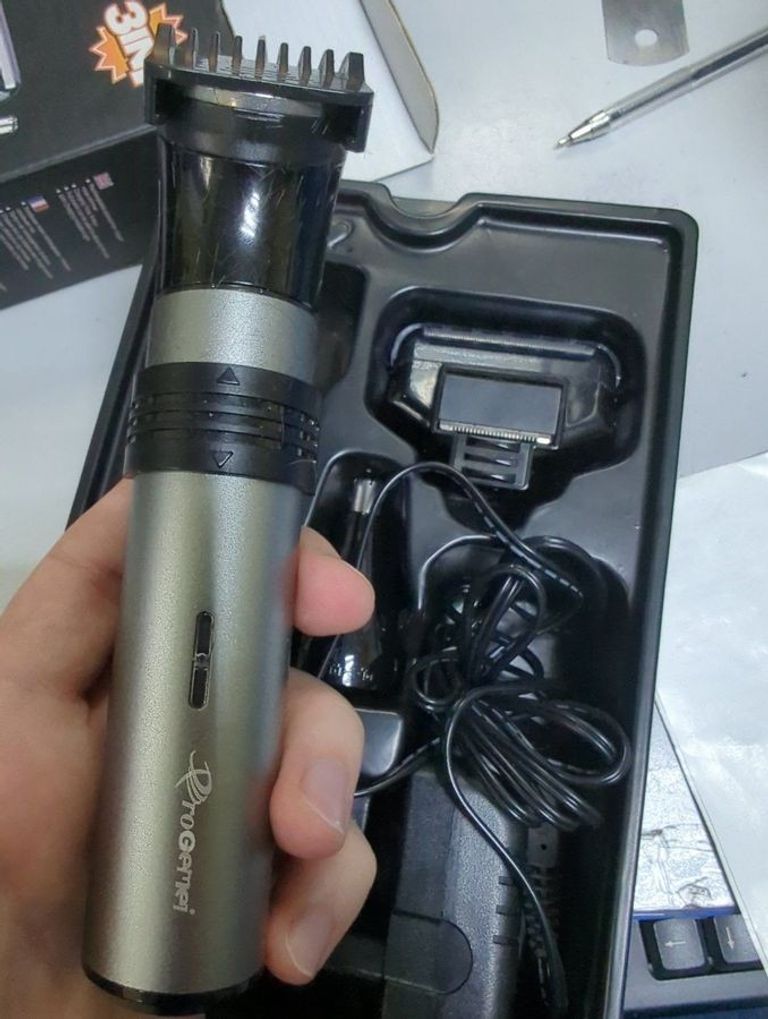 Дешево Geemy gm-572 з ломбарду