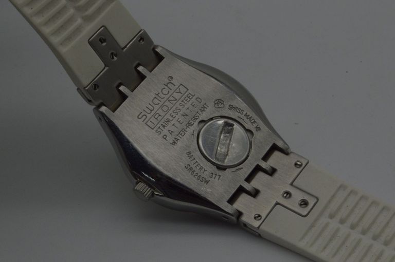 Swatch жіночі з камінцями Код:01-200557018. Изображение 5