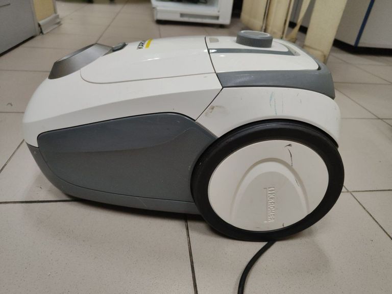 Объявление Karcher vc 2 premium Б/У