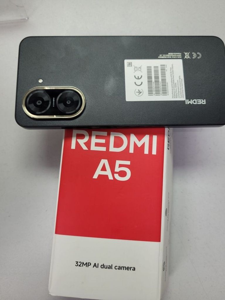 Дешево Xiaomi redmi a5 3/64gb з ломбарду