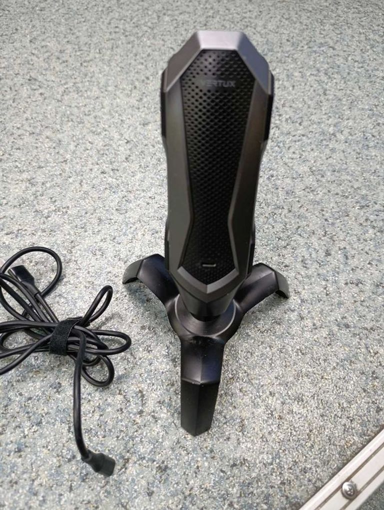 Дешиво Vertux Marshal USB Black marshal.black с ломбарда