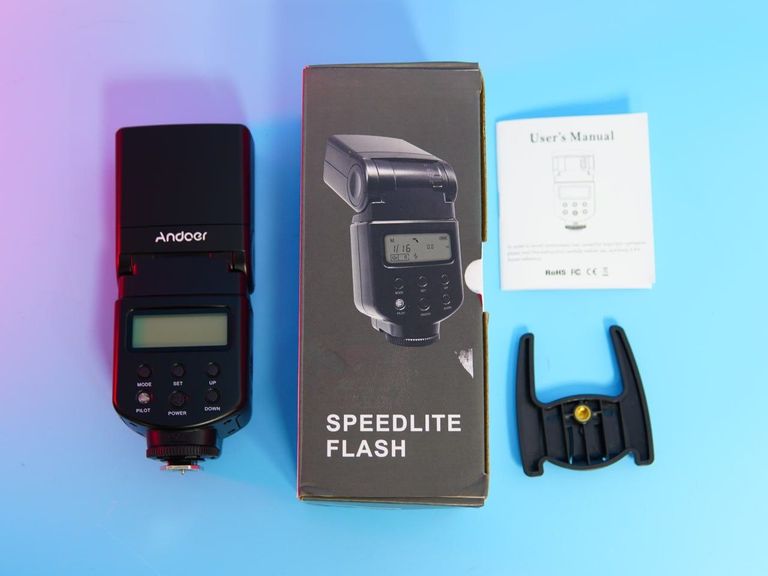 Дешево Andoer AD-560 II з ломбарду