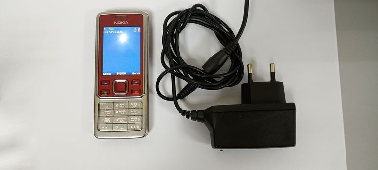 Дешиво Nokia 6300 с ломбарда