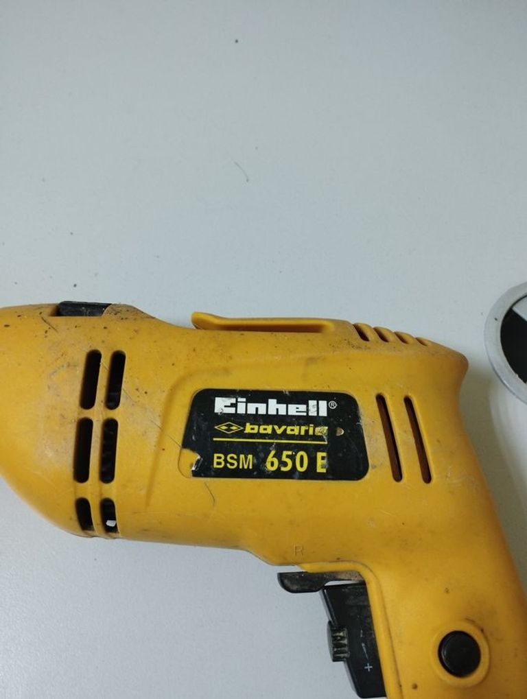 Дешиво Einhell bsm 650e с ломбарда
