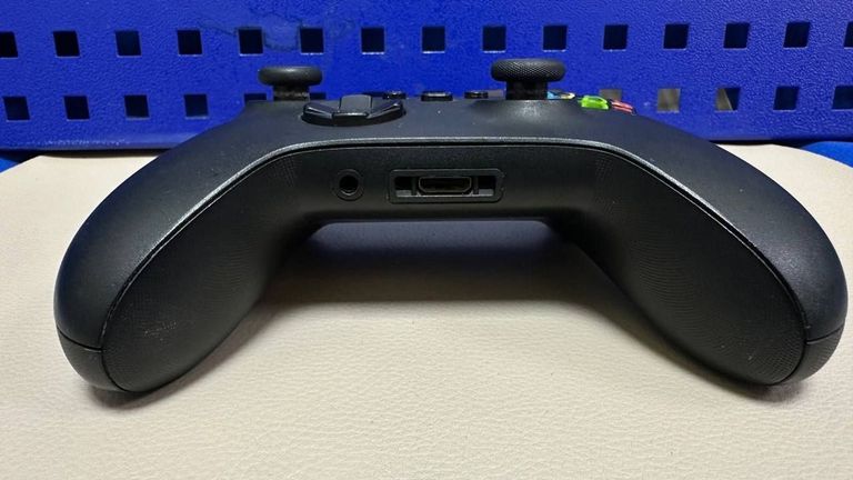 Microsoft xbox series x s wireless controller Код:01-200850925. Зображення 6