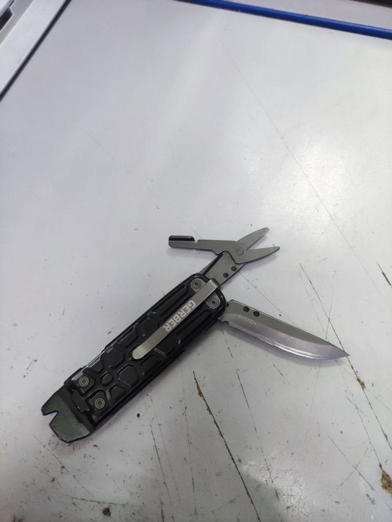 Дешиво Gerber lockdown drive blister 4l silver с ломбарда