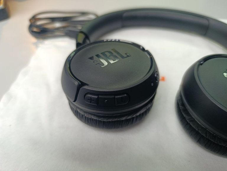 Розпродаж Jbl tune 520bt, продавець Техноскарб